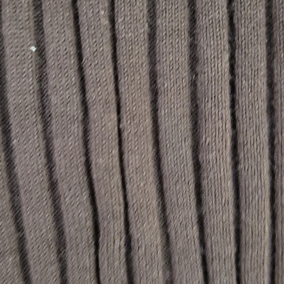 By Artisan Sweater - Picture 3 of 3